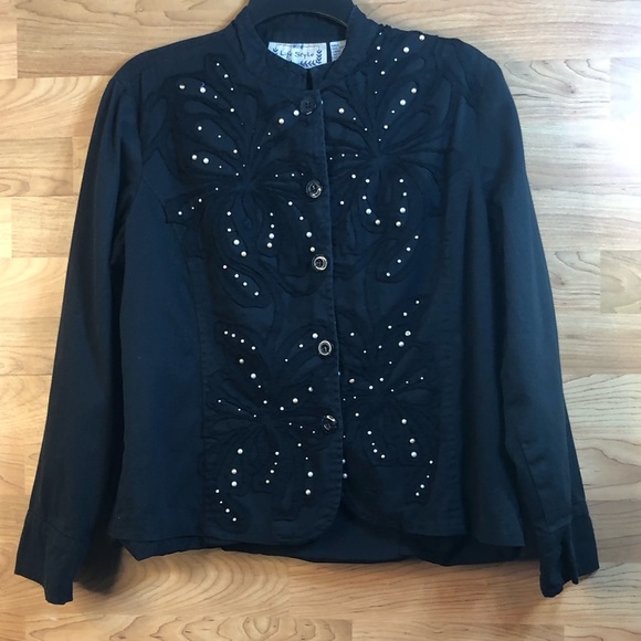 Vintage Lifestyle Medium Short Cropped Black Button Front Jacket with Beads - Picture 1 of 9